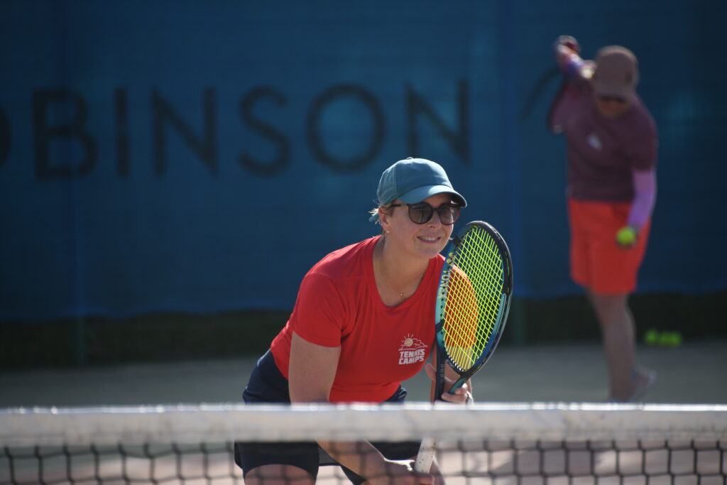 mecz tenisowy kobiet. gra podwojna